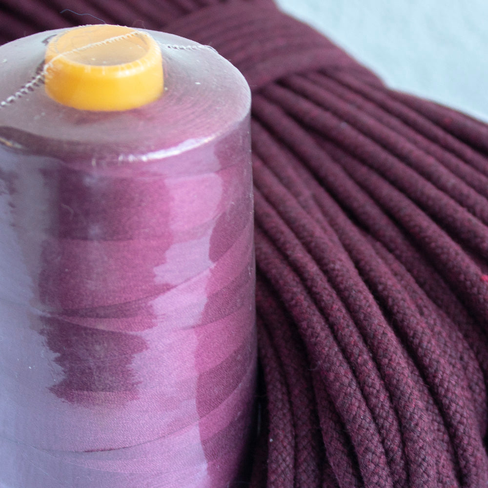 Thread MAROON 4500 meters