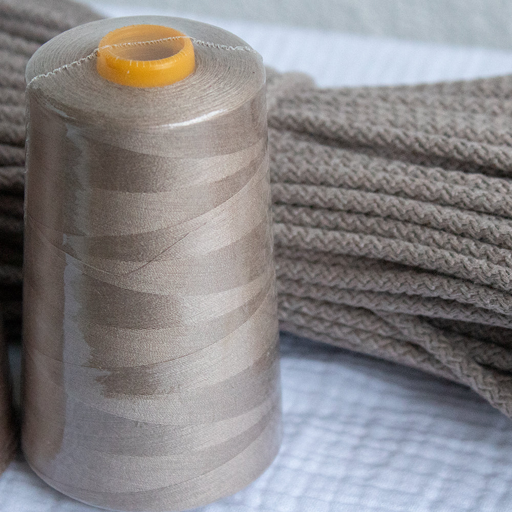 Thread LATTE (cold) 4500 meters